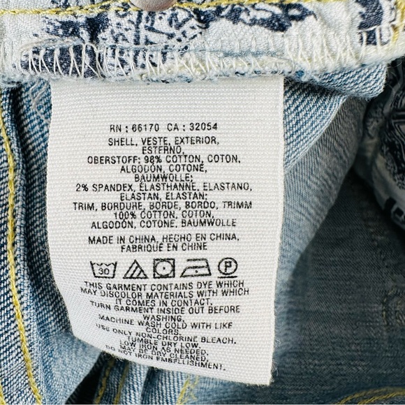 Anthropology Pilcro Hyphen Mid-Rise Boyfriend Bandana Raw Hem Boho Aztec Jeans - Picture 10 of 16